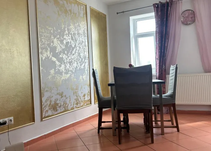 1st Plaza Apartament